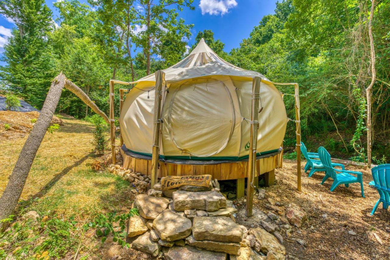 The Gemini-A Dreamy, Waterfront Tiny Cabin Rogersville Bagian luar foto